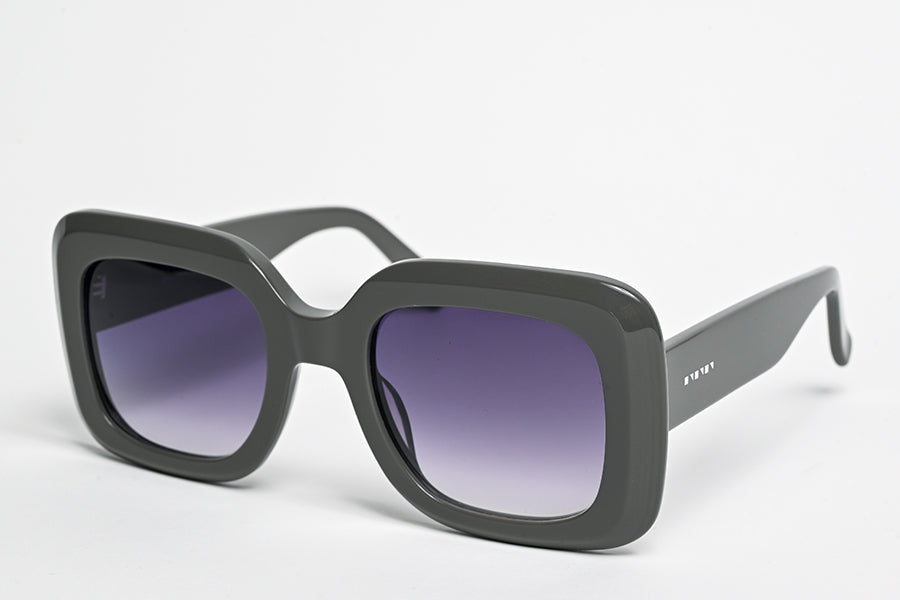 DAS GLAS VON BRIXTON BS 211 / KLINGT WIE AG