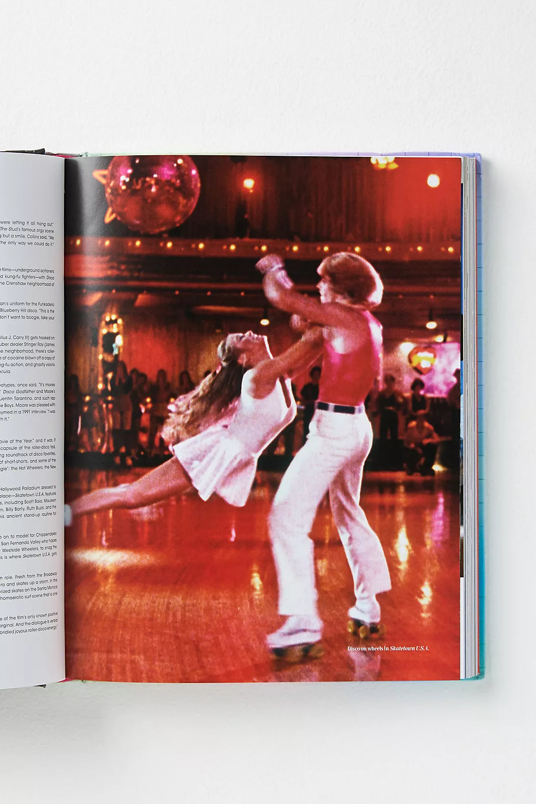 DISCO: MUSIK, FILME UND MANIA UNTER DER SPIEGELKUGEL 