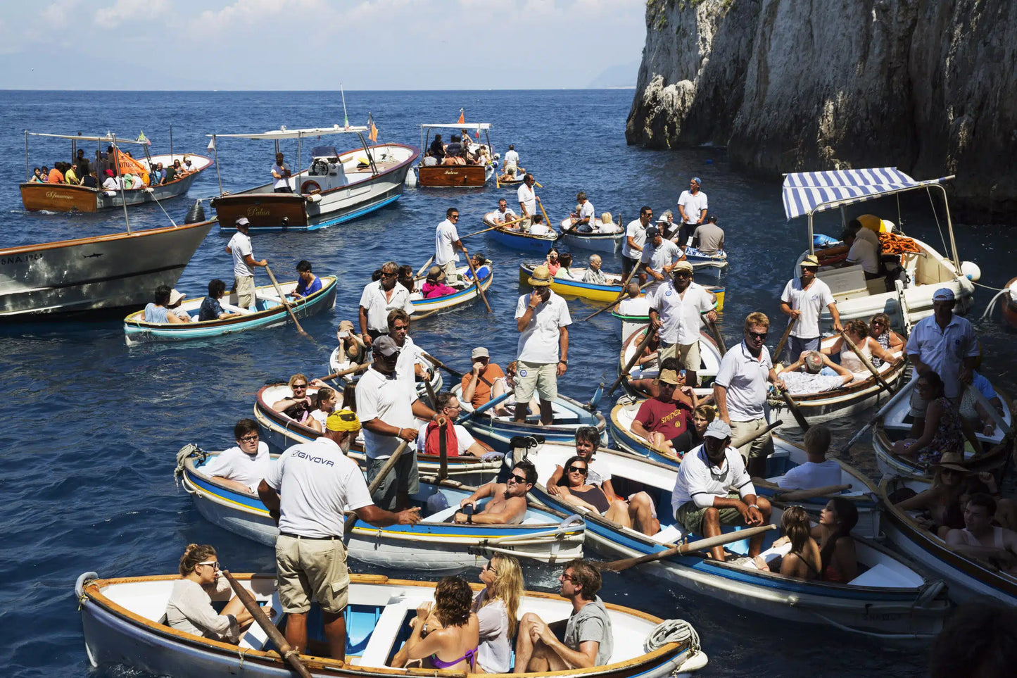 GLOBAL WARNING - MARTIN PARR
